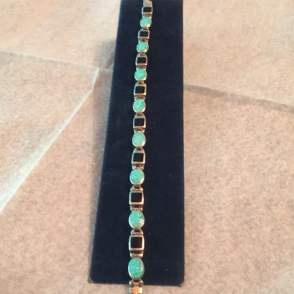 Sterling Opal and Onyx bracelet